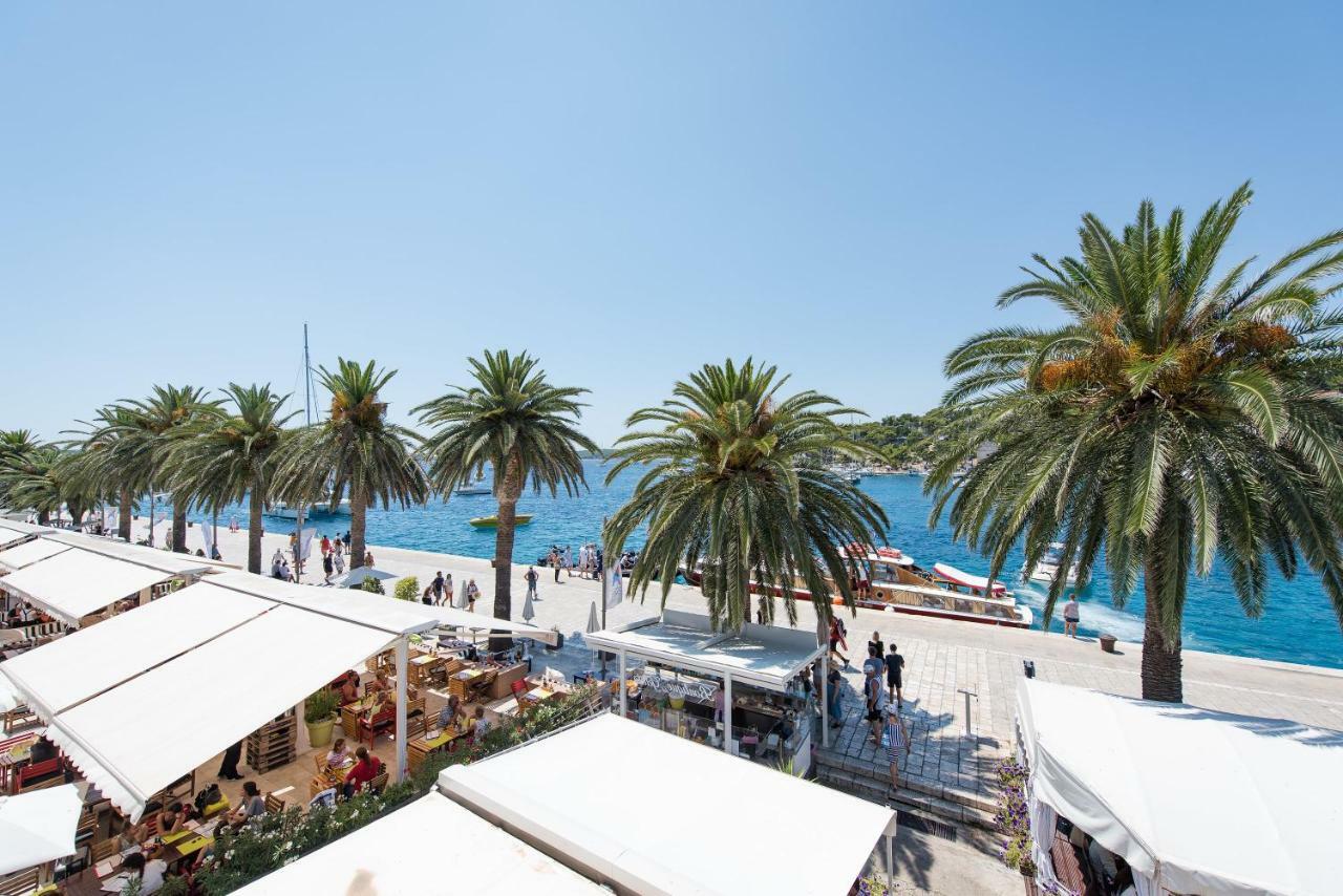 Yacht Harbor Apartment Hvar Town Exterior photo
